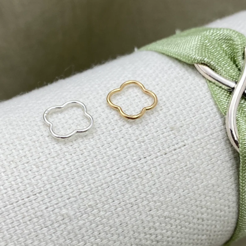 Sterling Silver Connector: Clover